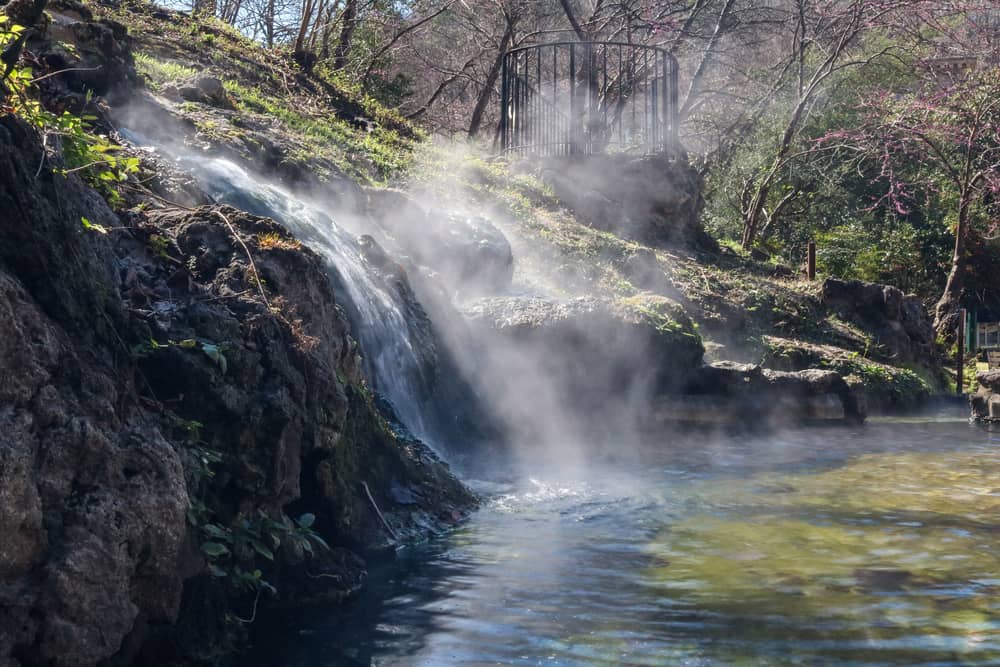 thumbnail image 2 of Hot Springs National Park Health Through Water Collectible Token 2 of 4