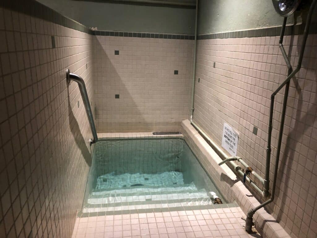 Salida Hot Springs pool